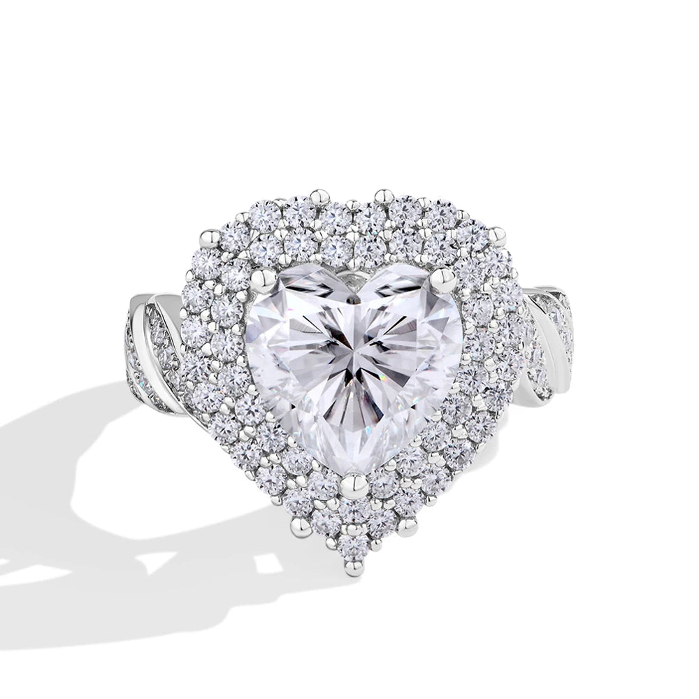 4CT Moissanite Heart Ring - Arwen