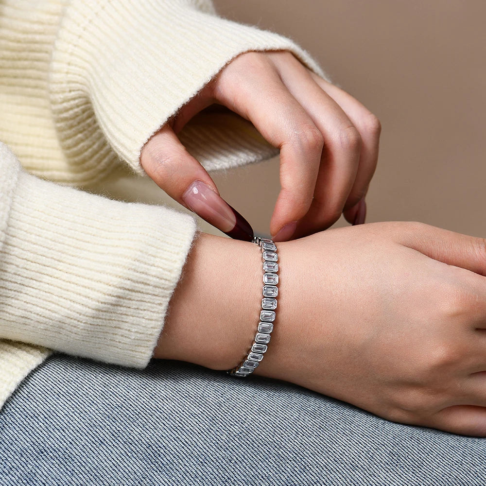 Emerald-cut Tennis Bracelet