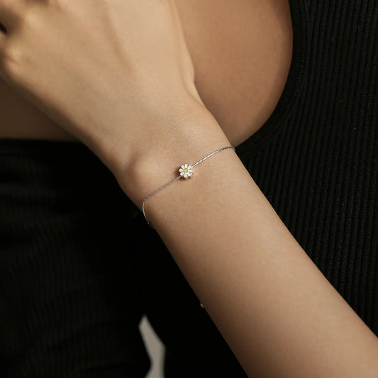 Daisy Enamel Adjustable Bracelet