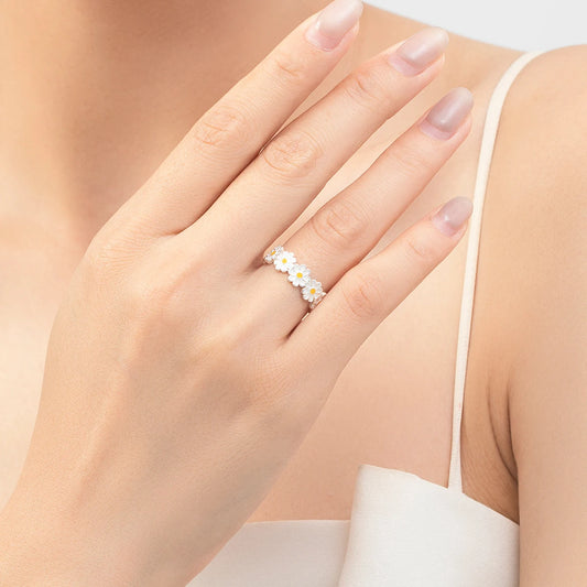 Daisy Chain Adjustable Ring - Ayra