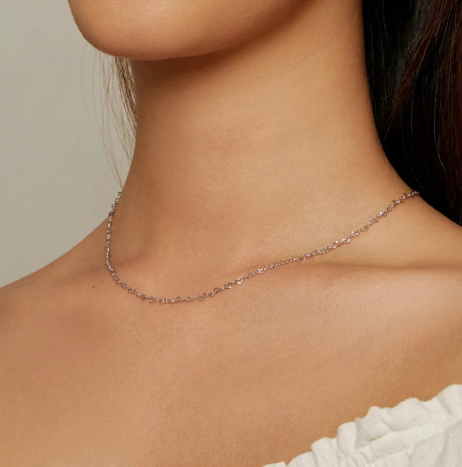 Delicate Heart Chain Necklace